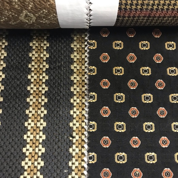 Robert Allen Upholstery Fabric Sample Book Color library “CAVIAR ” 53 pieces - Picture 12 of 13